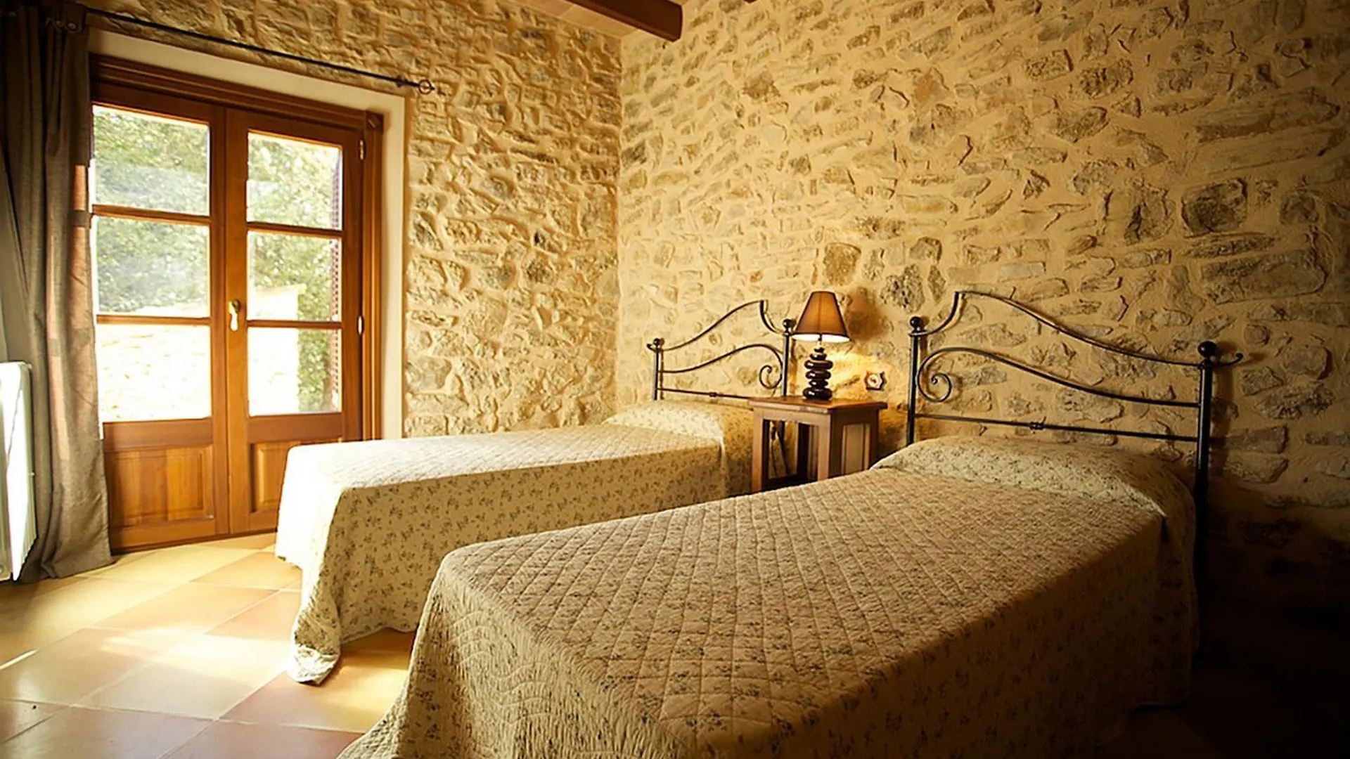 別荘 Country House In A Peaceful Rural Setting For Large Groups ペトラ