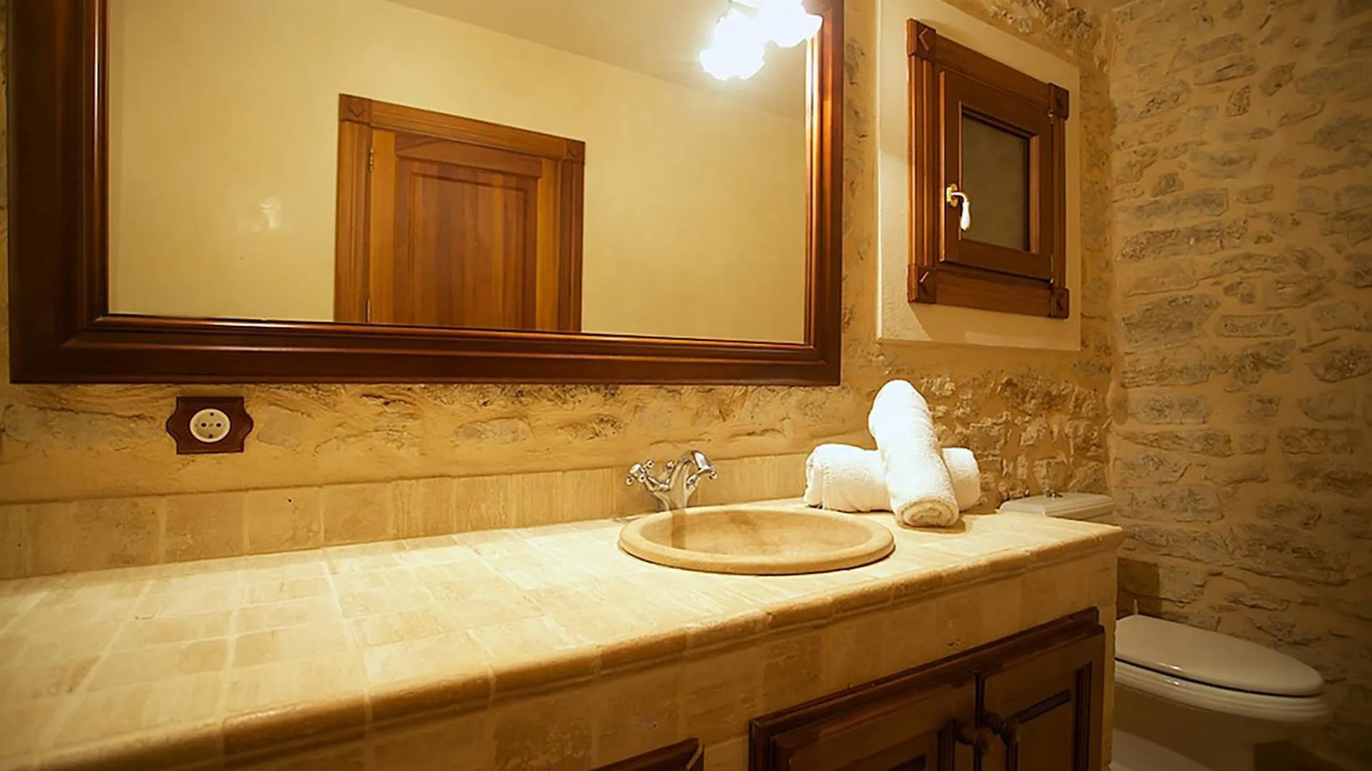 Country House In A Peaceful Rural Setting For Large Groups Petra  Holiday home